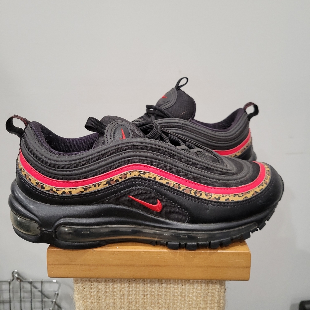 Cheetah print Air Max